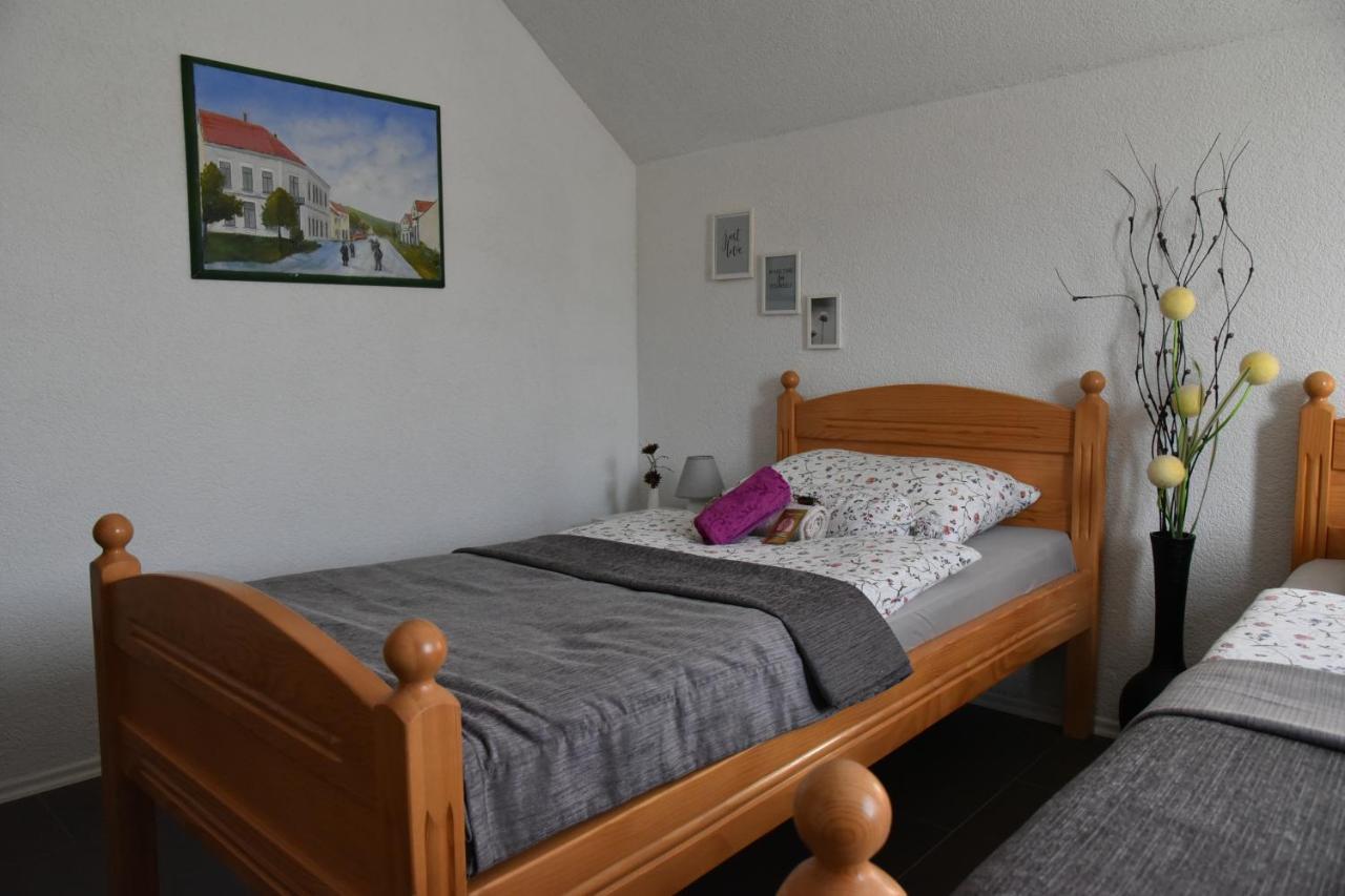 Apartment Bobic Licko Petrovo Selo Luaran gambar